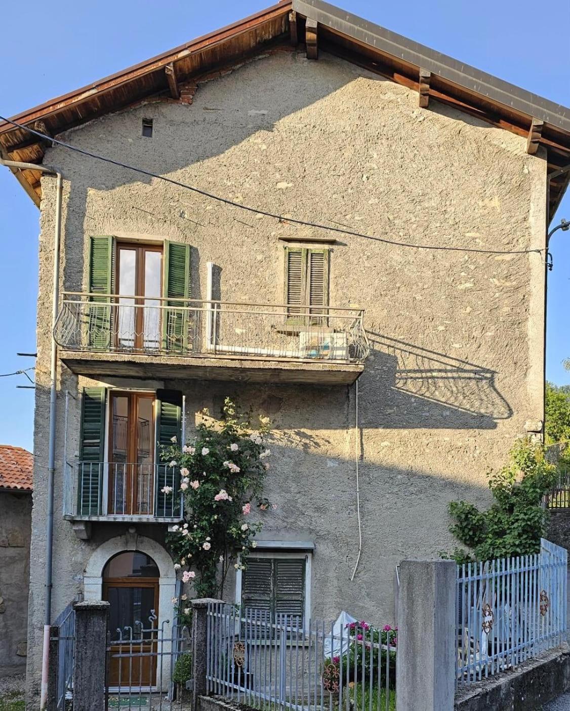 Bucaneve Laino Exterior photo